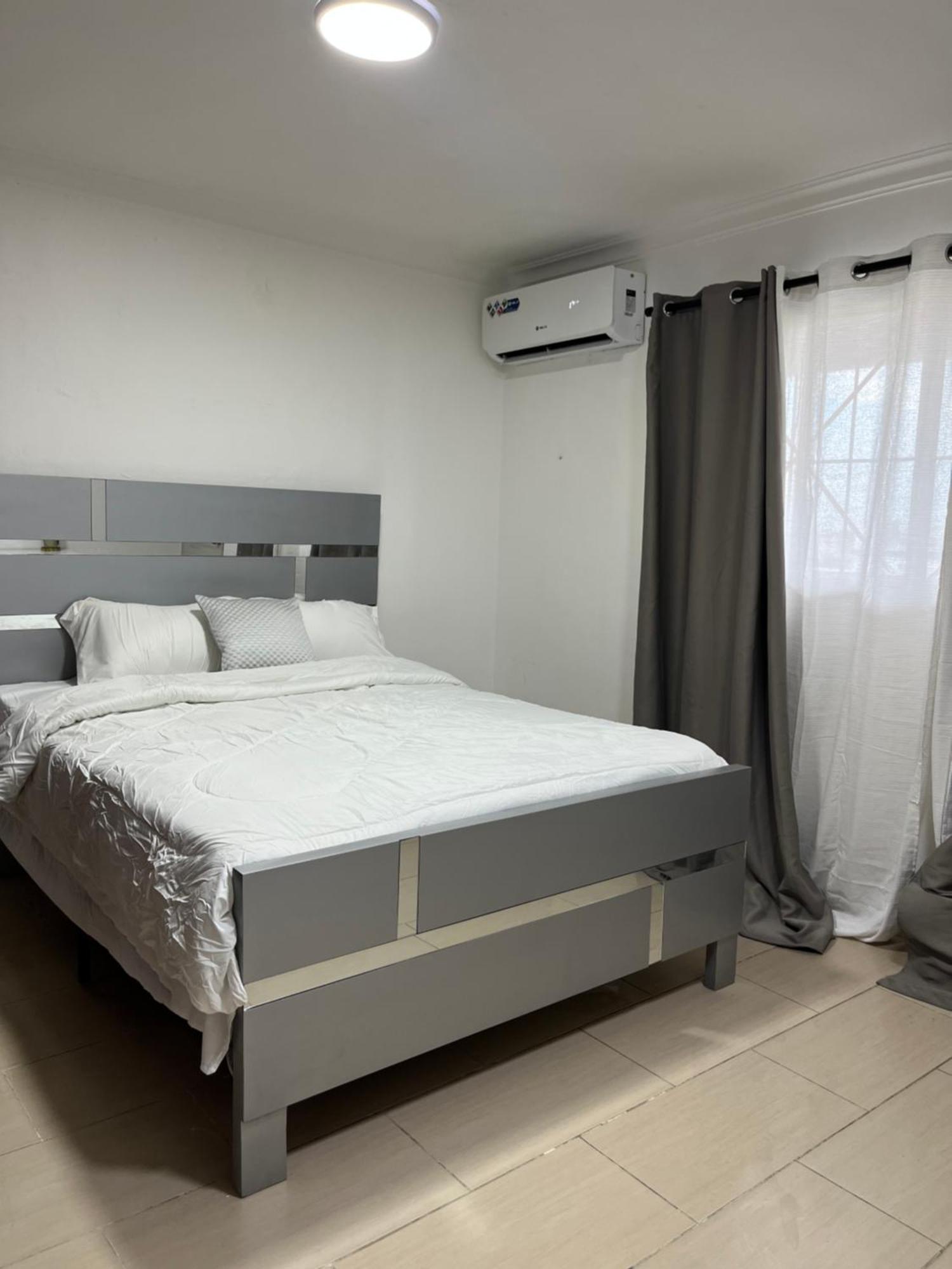 Residencial Ana Maria Hotel Santo Domingo Exterior photo