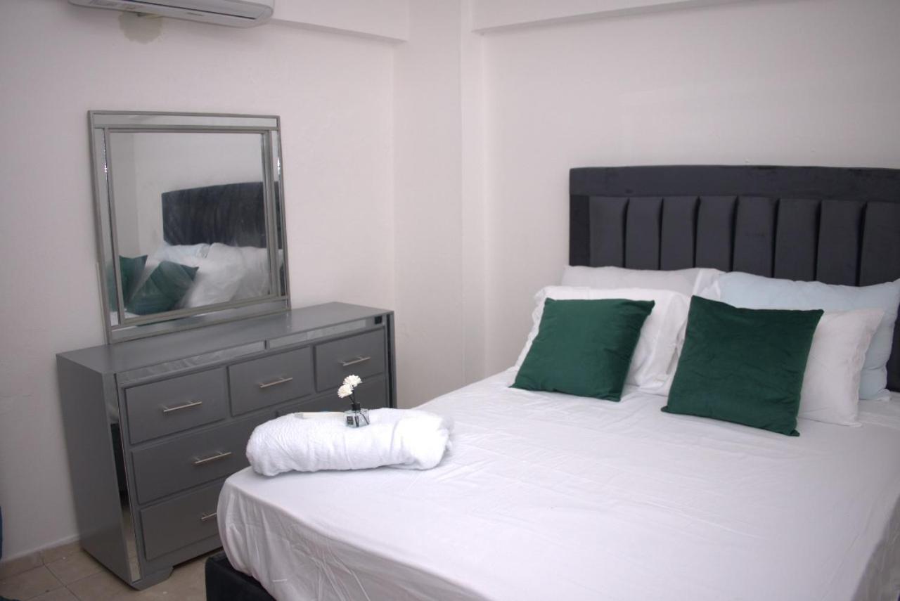 Residencial Ana Maria Hotel Santo Domingo Exterior photo